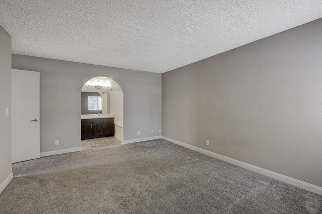 Diamondhead Apartments