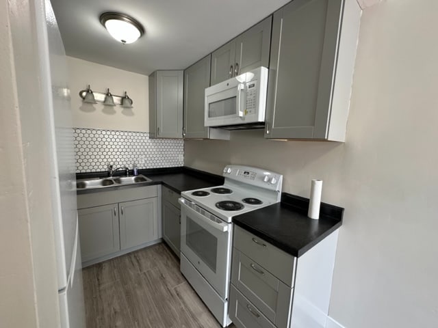 Photo - 20 N Maple St Unidad 3