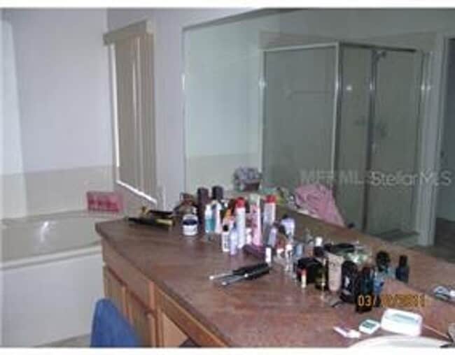 Photo - 136 Grantham Dr