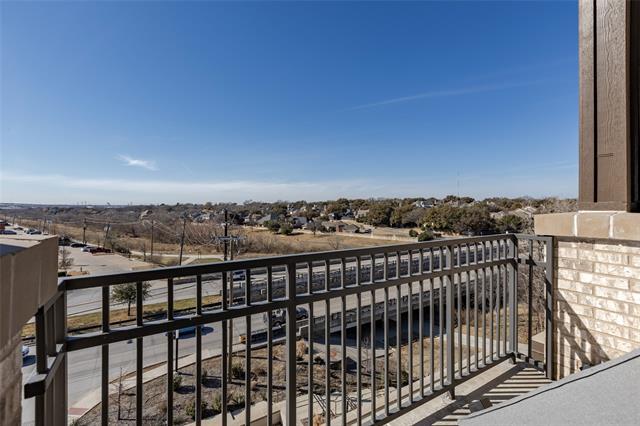 Building Photo - 2700 Old Denton Rd Unit 4473