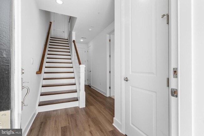 Photo - 1861 Shookstown Rd