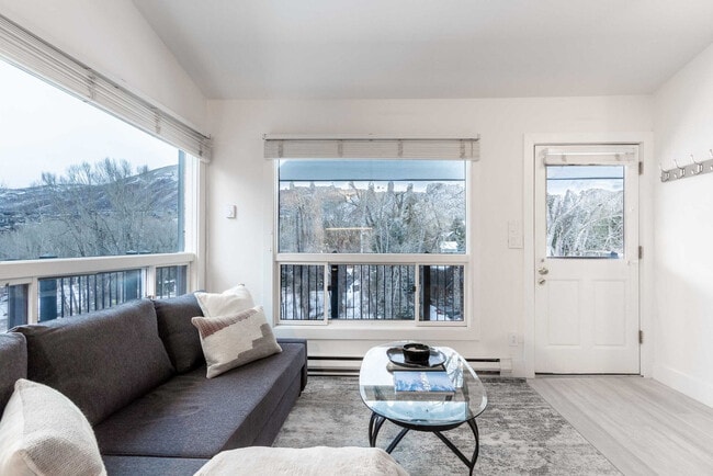 Photo - 900 E Hopkins Ave Unit ID1283412P