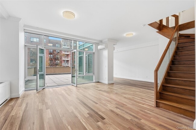Photo - 3220 Arlington Ave Unit 3B