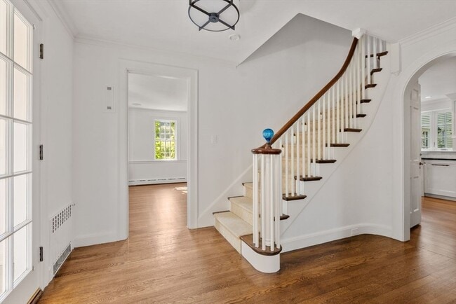 Photo - 17 Montrose St