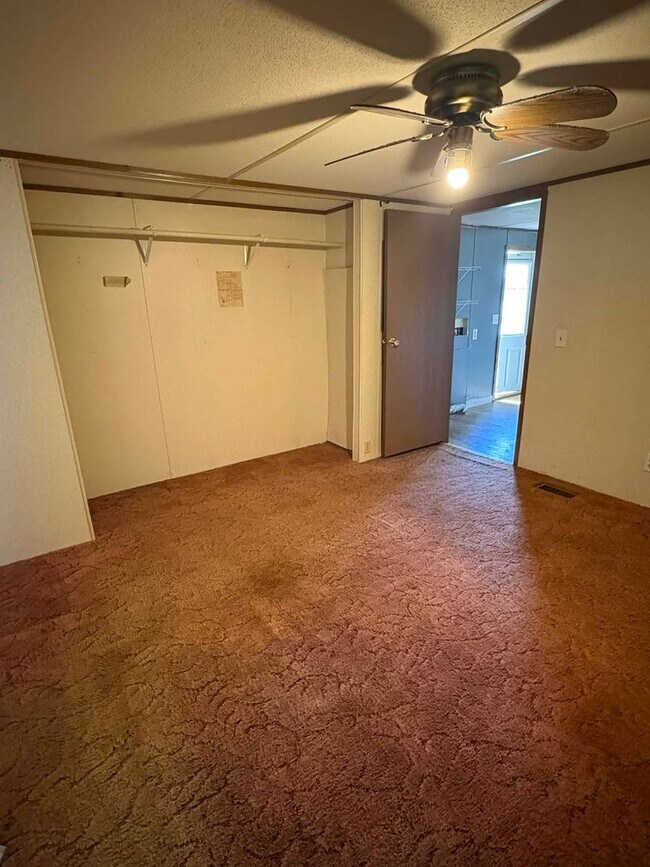 Photo - Simple Country Living!