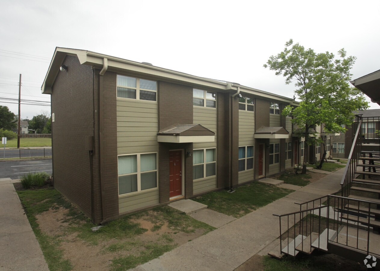 Photo - Marshall Apartments