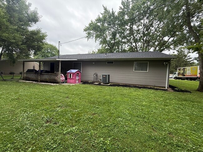 Photo - 730 Hill Ave