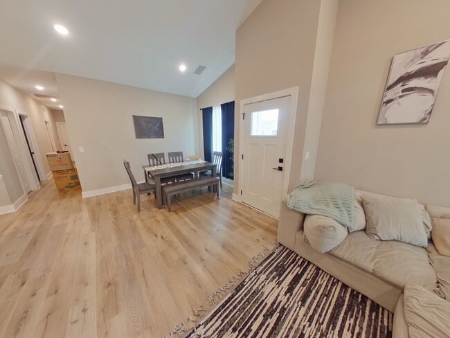 Photo - 4301 N Sandplum St