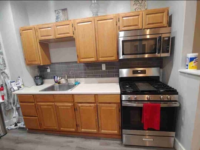511 MacDade Blvd Unidad 2