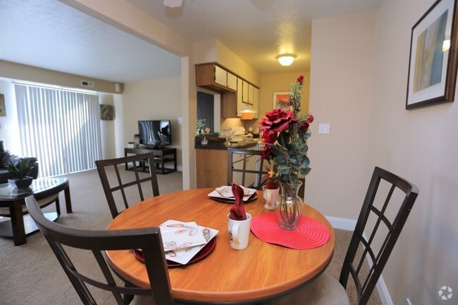 Dining Room 2BR