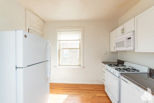 Photo - 4101 N Sacramento Ave