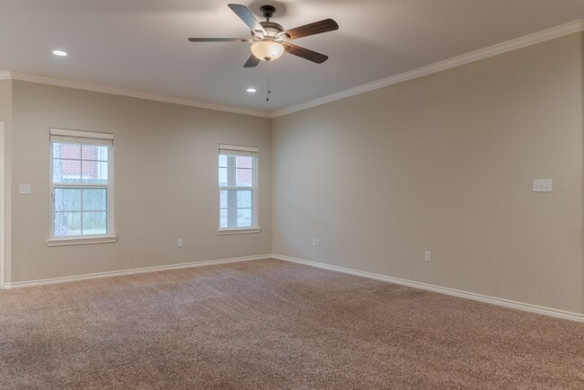 Photo - 2202 Woodgrove Lane