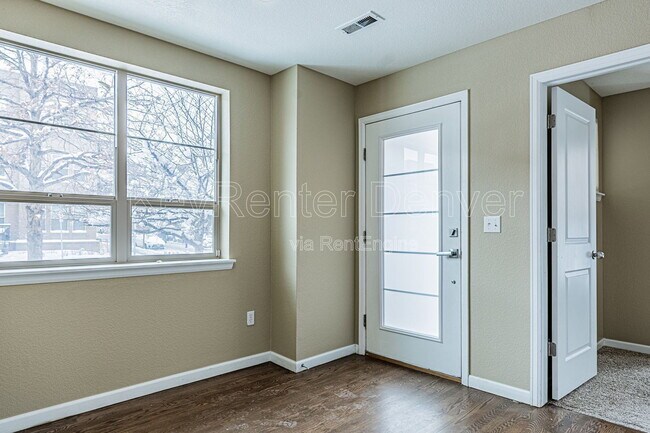Photo - 492 S Saulsbury St