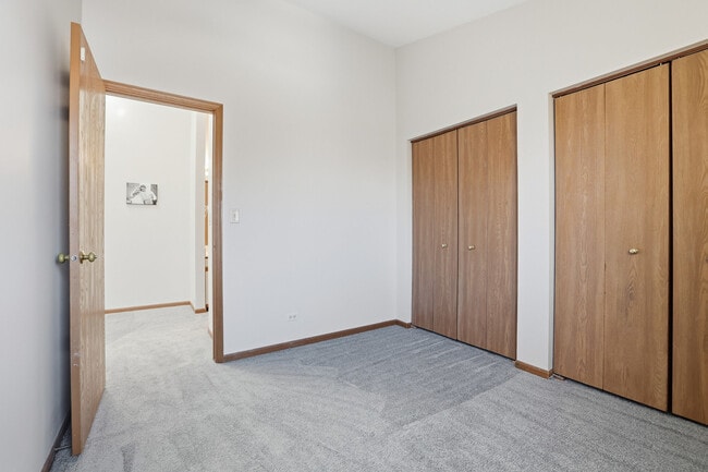 Photo - 466 Nicole Dr