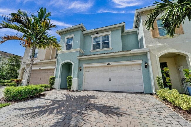 Photo - 4764 Eucalyptus Dr