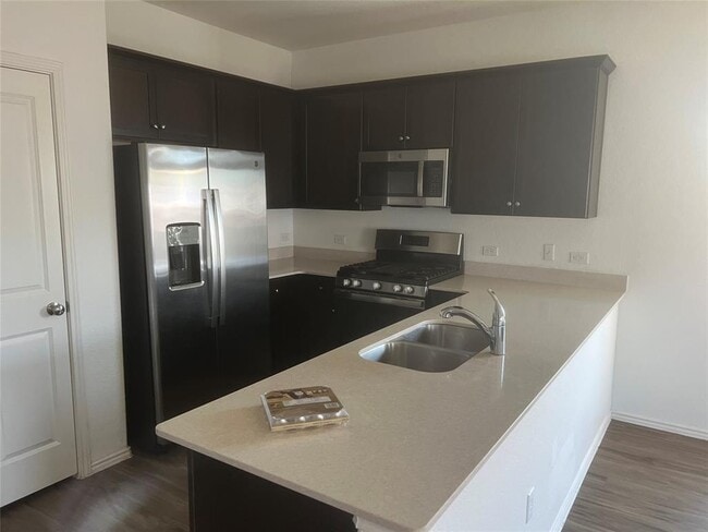 Photo - 136 Akela Wy