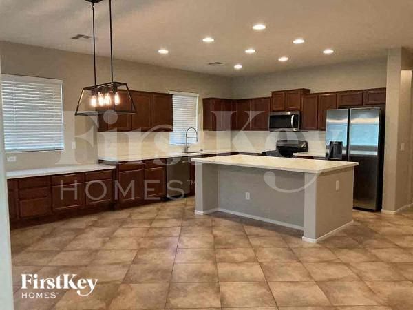 Photo - 17017 W Magnolia St