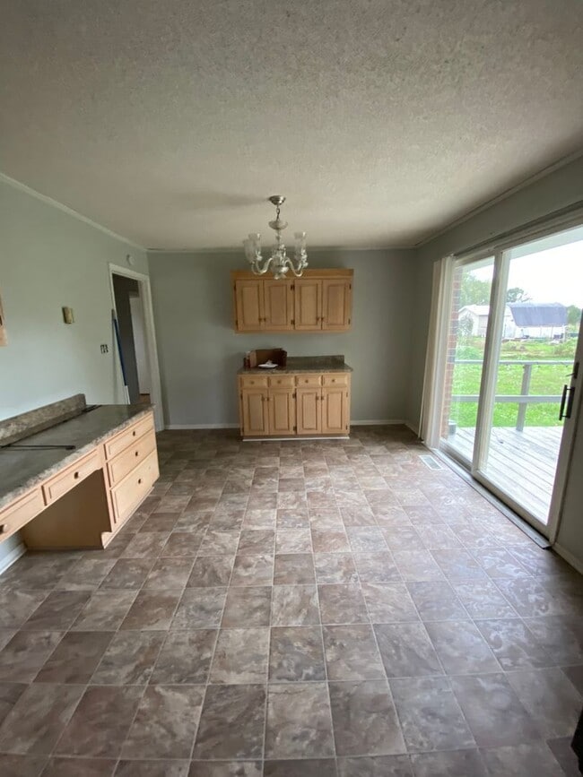 Photo - 2930 NW Georgetown Dr