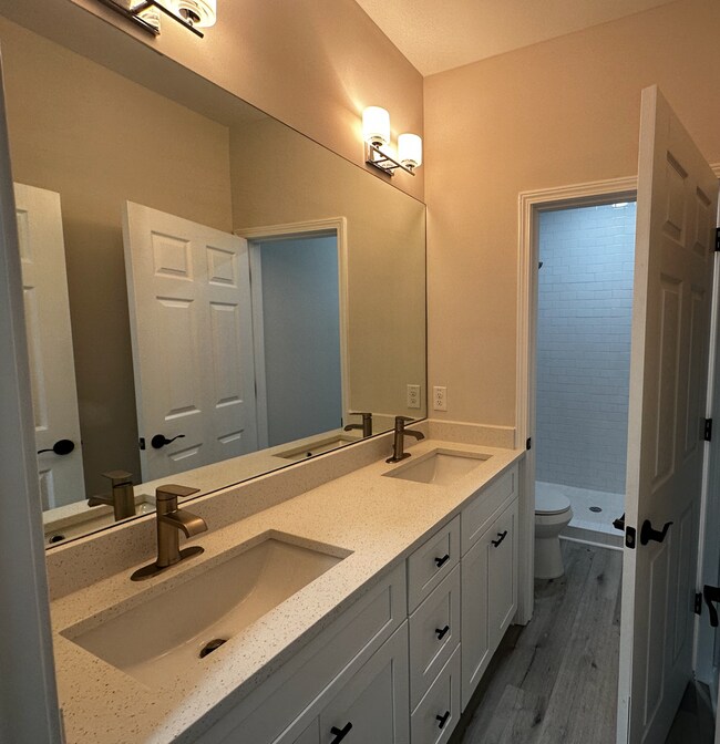 Photo - 1100 Holly St NW Unit D