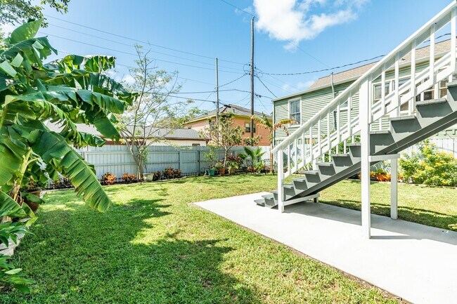 Photo - 1625 Ave M 1/2