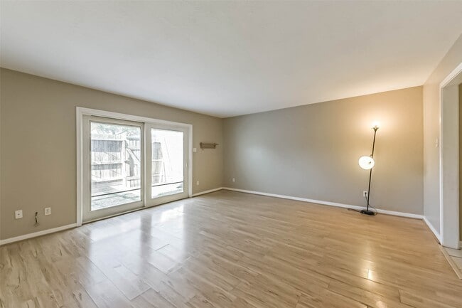 Photo - 11525 Burdine St Unidad 402