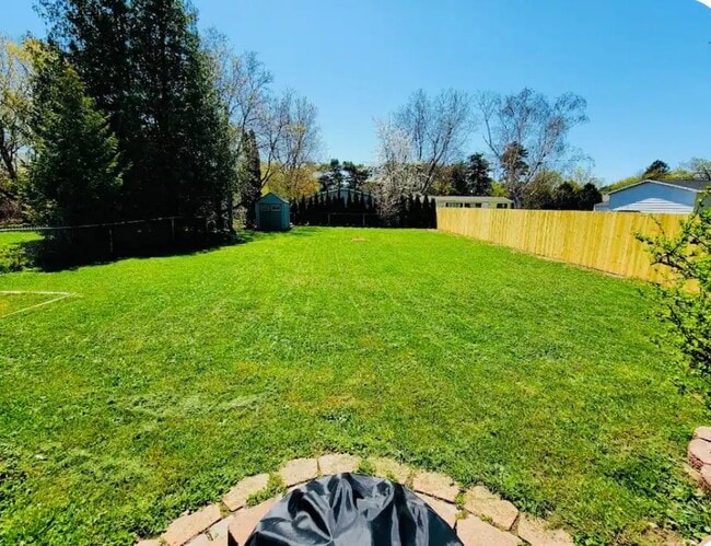 Photo - 236 E Carpenter Ave