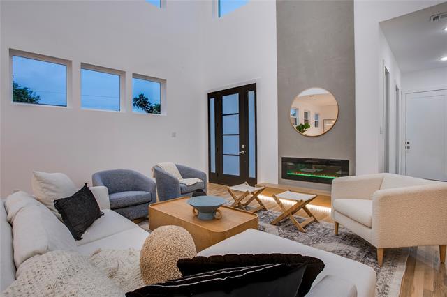 Photo - 2313 S Vernon Ave