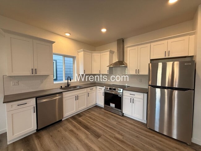 Photo - 3710-3712 E Liberty Ave Unidad 3710