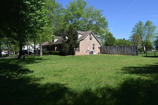 Photo - 339 Alden Cove Dr