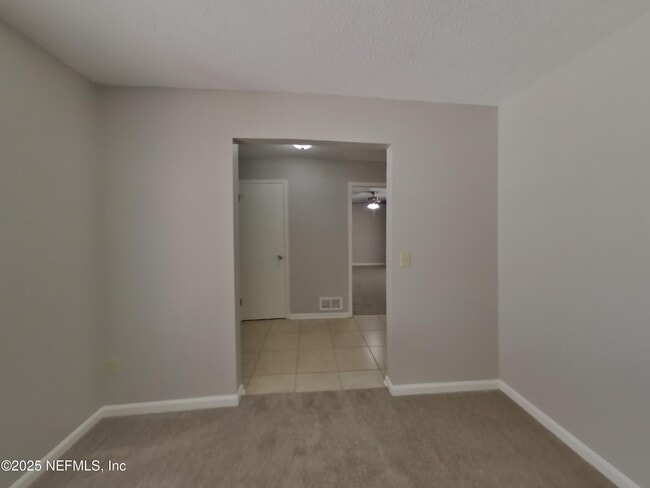 Photo - 8146 Niska Trail