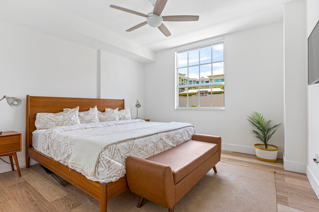 Photo - 600 S Dixie Hwy Unit 519