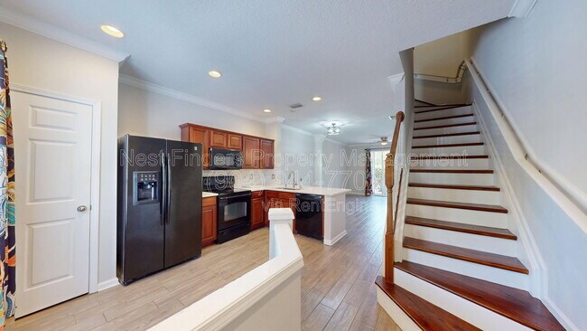 3592 Pebble Path Ln