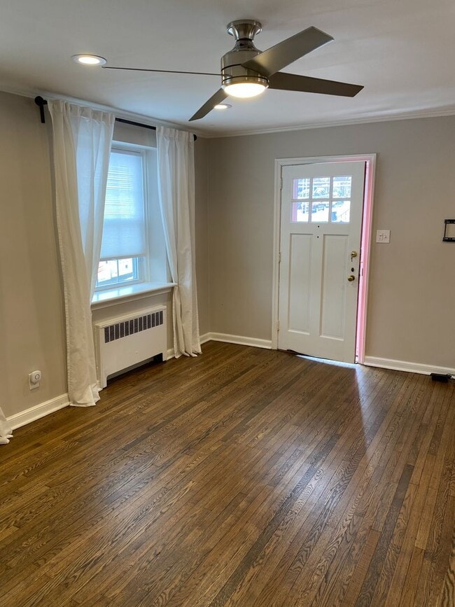 Photo - Gorgeous 3-Bedroom Townhouse in Ardmore! Available mid-September!