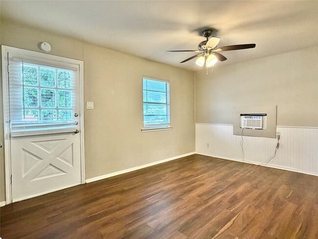 Photo - 1813 Wayne St