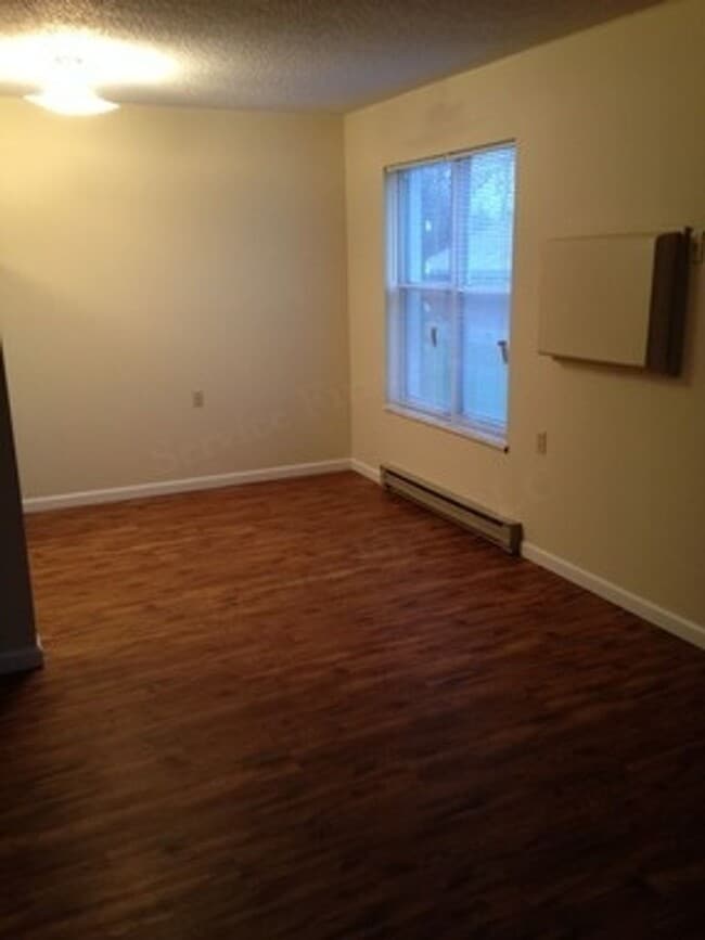 Photo - Fayette Manor Unit A4