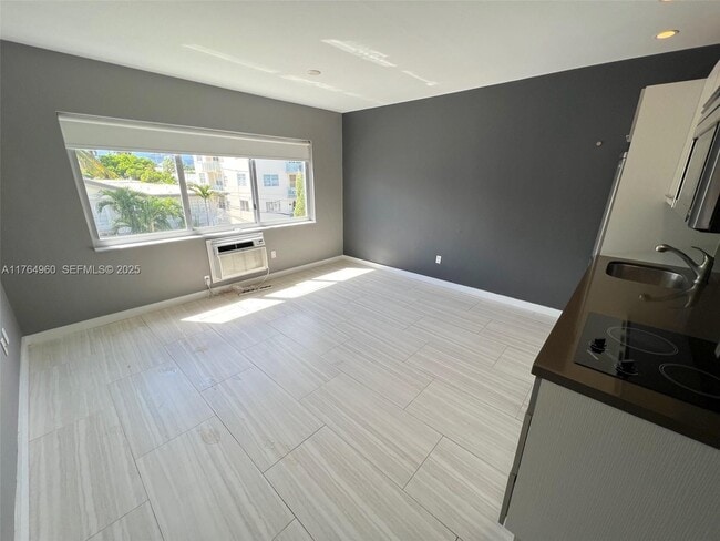 Photo - 641 Española Wy Unit 27