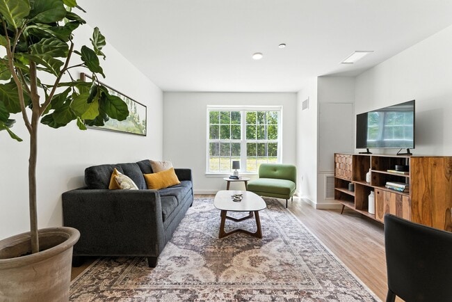 Photo - Elizabeth Brook Apartments