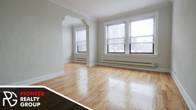 Photo - 425 W Roscoe St Unit 604