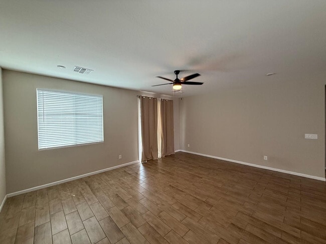 Photo - 2055 E Brooklyn Dr