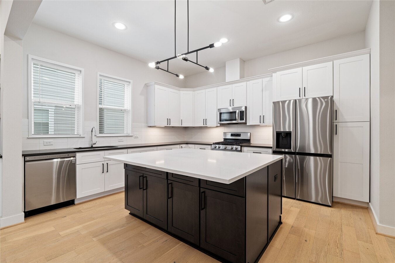 Photo - 2206 Lou Ellen Ln