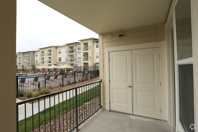 Photo - WestLink at Oak Station