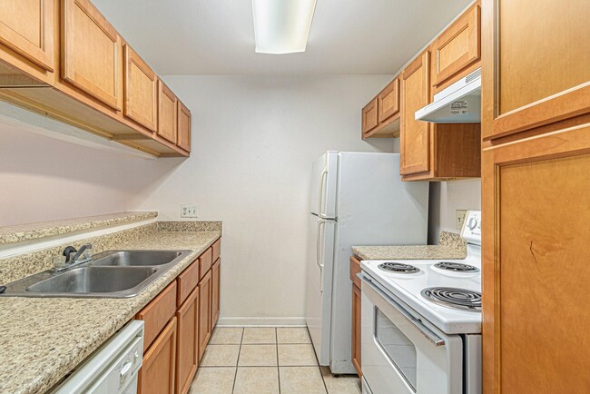 Photo - 3045 Walnut Bend Ln Unidad 33