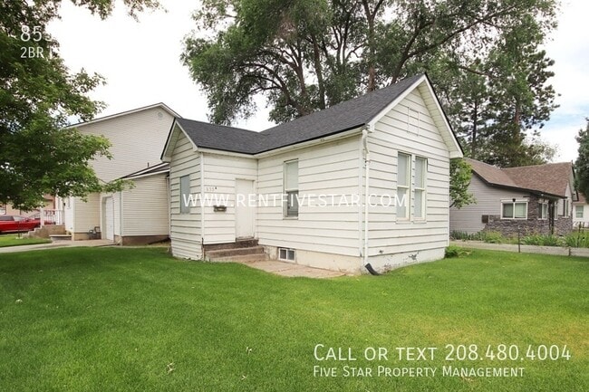 Building Photo - 855 S 3rd Ave