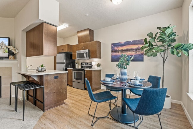 The Reserve at Columbia Tech Center - The Reserve at Columbia Tech Center Apartments