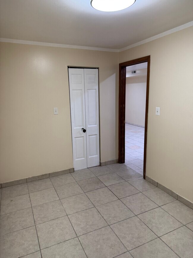 Photo - 3748 W Cermak Rd Unit Ground