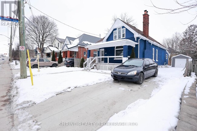 Photo - 480 Quebec St