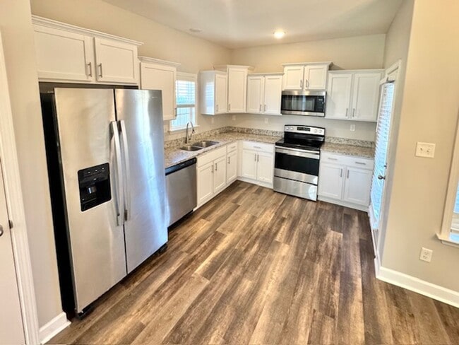 Photo - MatthewDrive5696 Unit 1