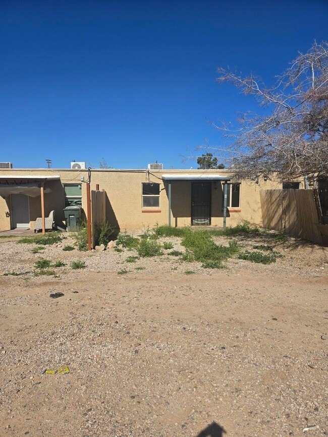 Building Photo - 2309 S 4th Ave Unit 4