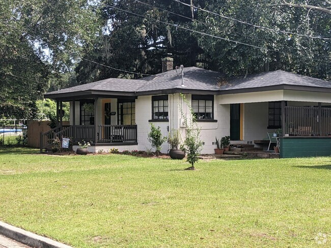 Building Photo - 2619 Carmel Ave Rental