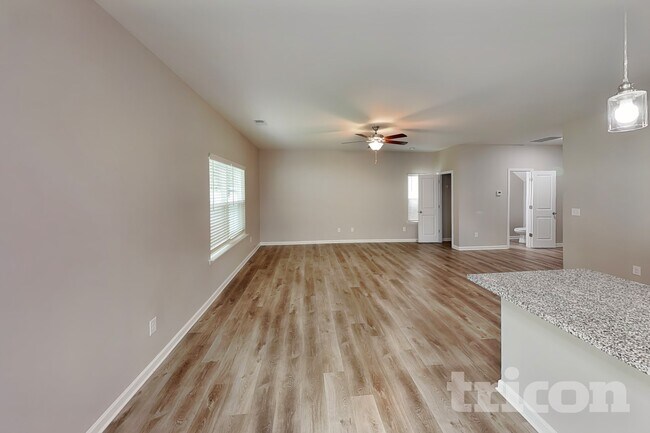 Photo - 111 Spring Knoll Dr